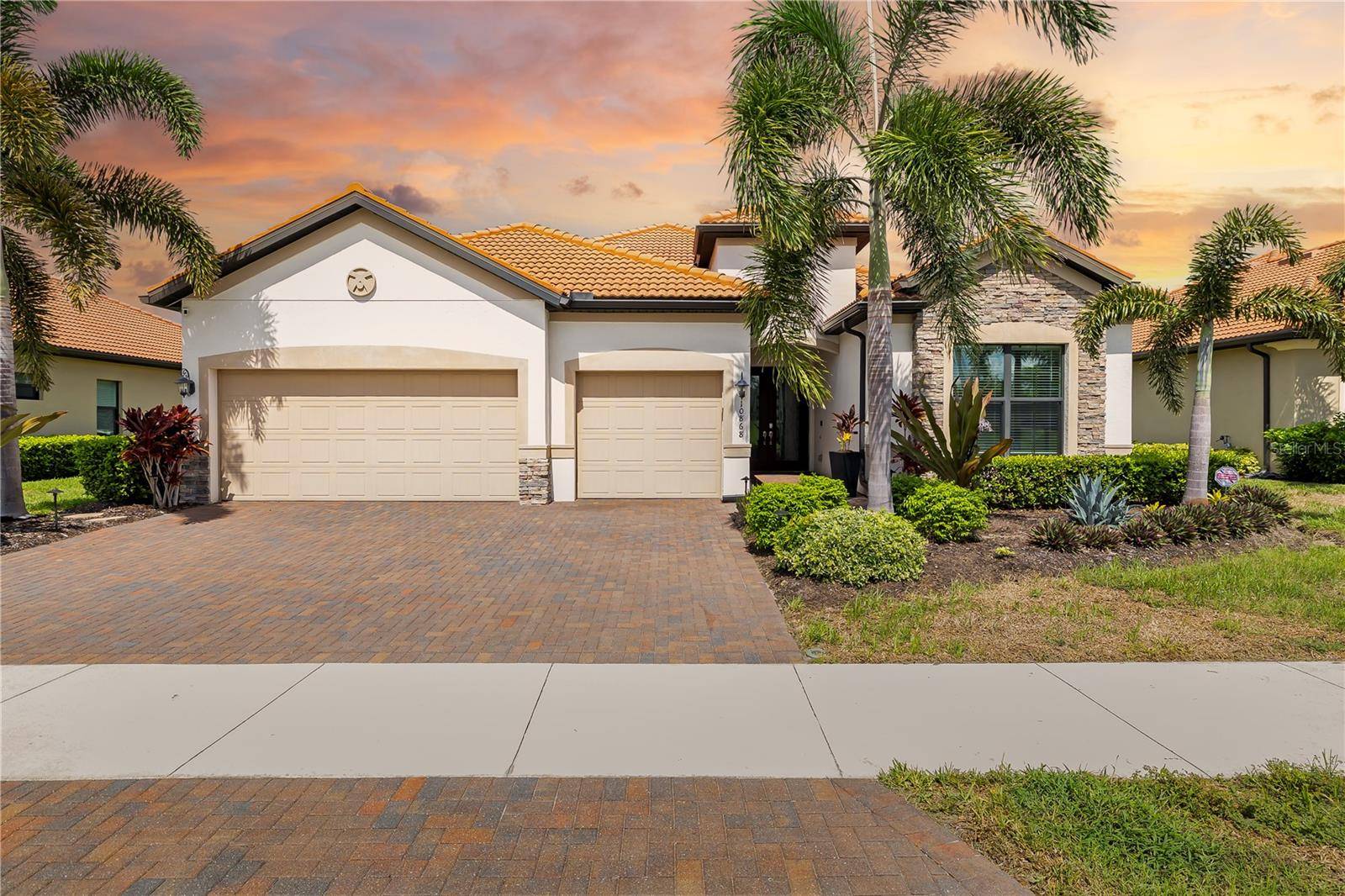 10868 TARFLOWER DR, Venice, FL 34293