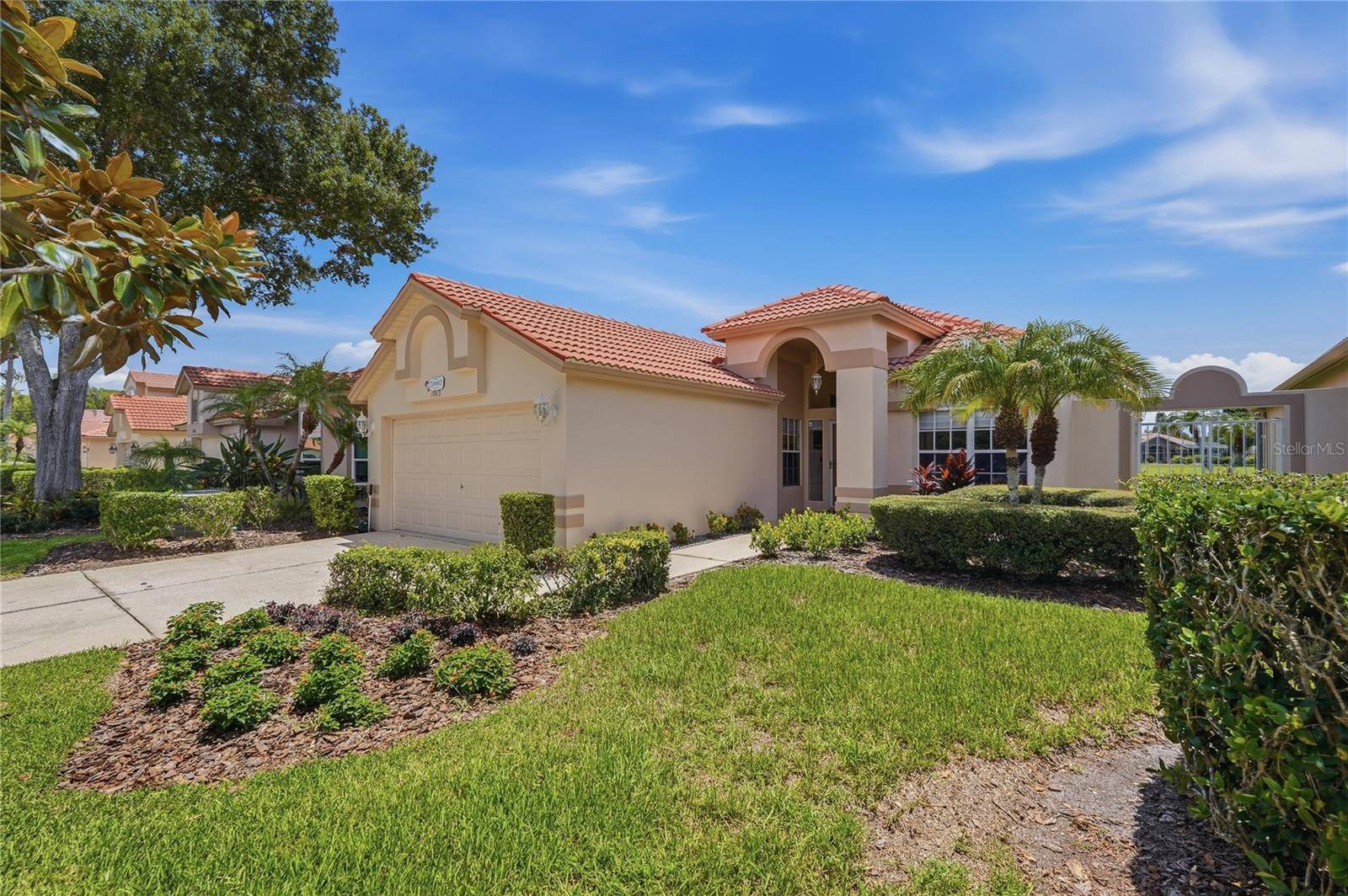 1063 DARTFORD DR, Tarpon Springs, FL 34688