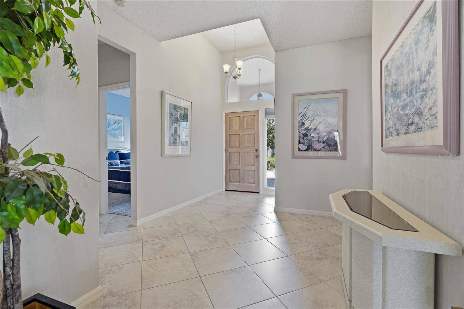 1063 DARTFORD DR, Tarpon Springs, FL 34688