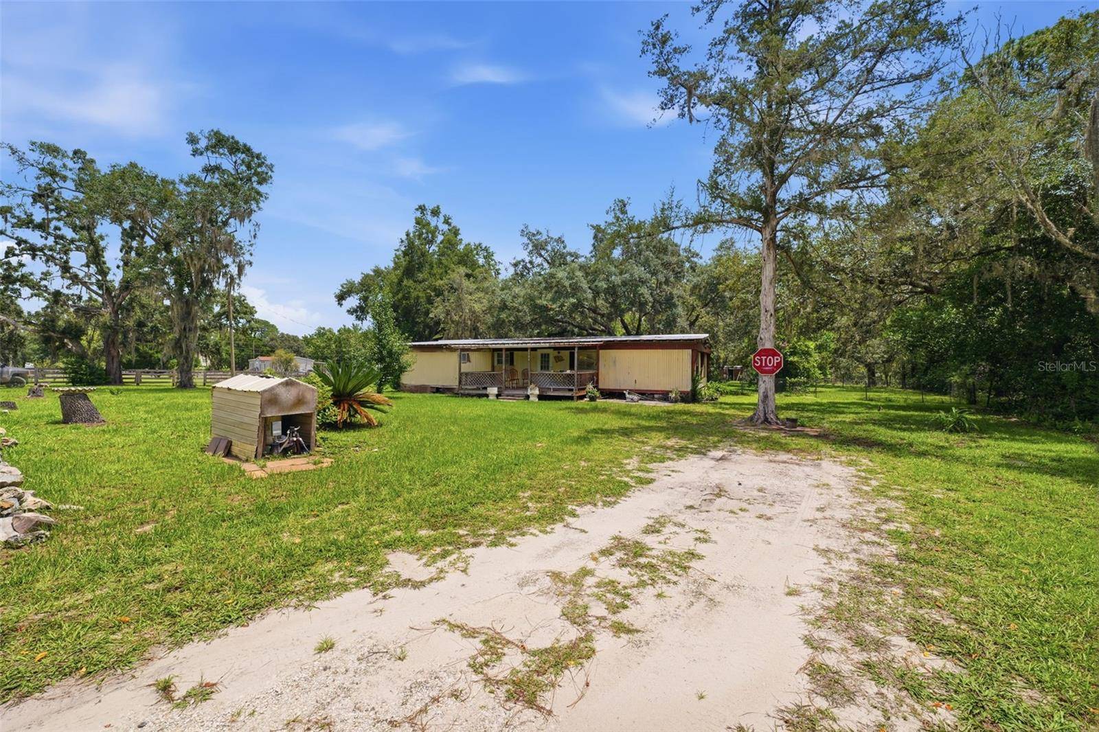 6106 DESALES ST, Brooksville, FL 34604