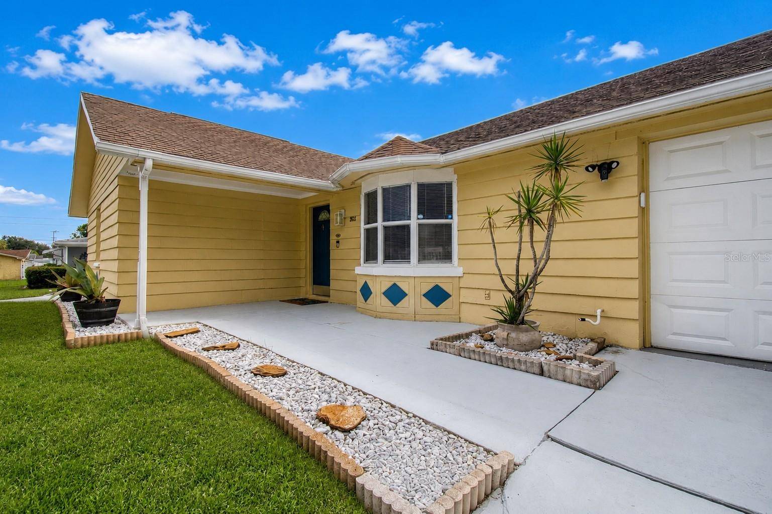 3652 WESTCHESTER DR, Holiday, FL 34691