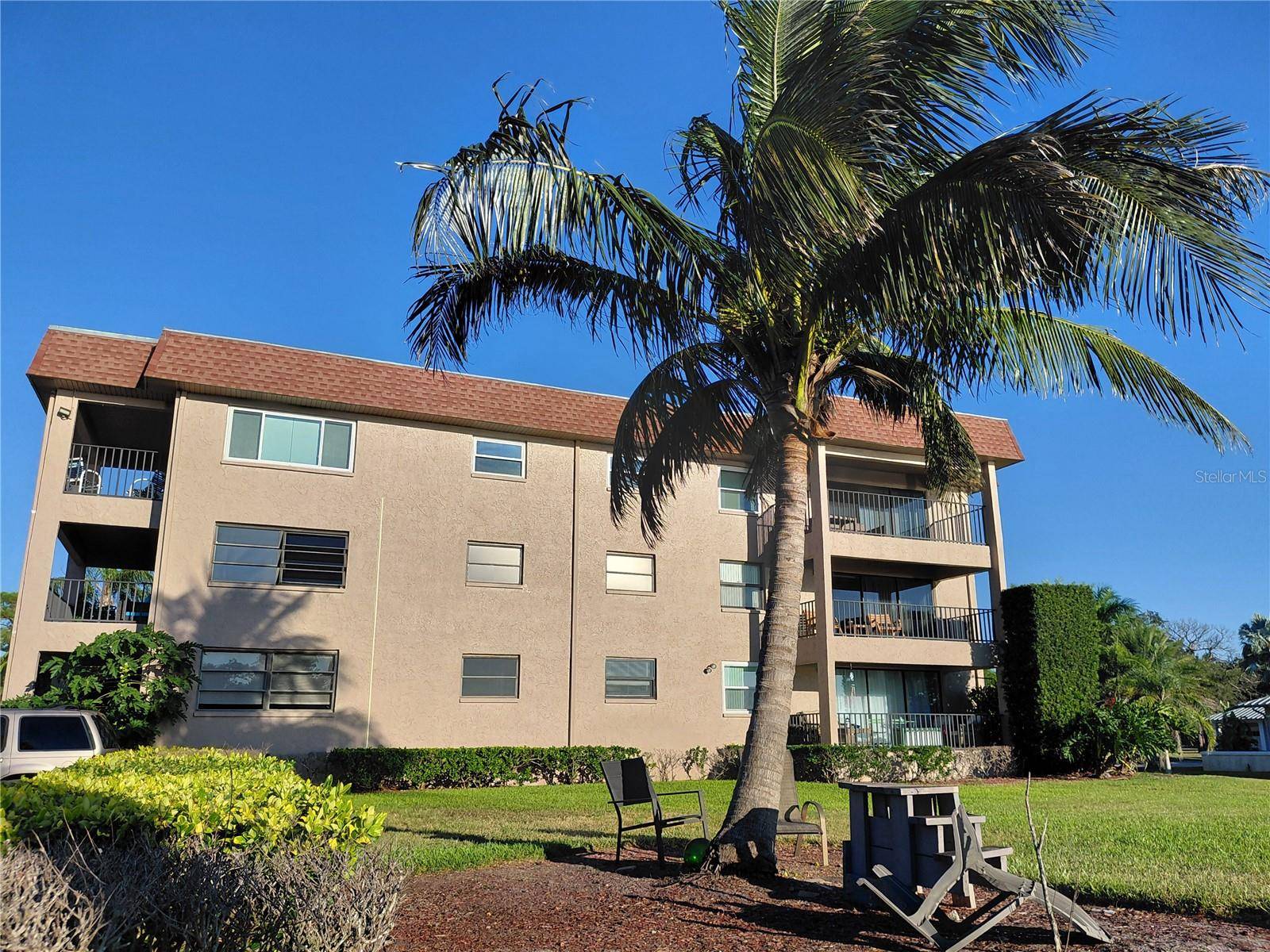 Address not disclosed, Tarpon Springs, FL 34689