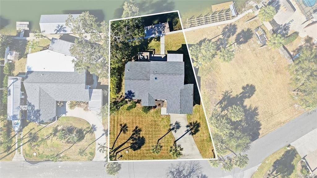 9205 W HARBOR ISLE CT, Crystal River, FL 34429