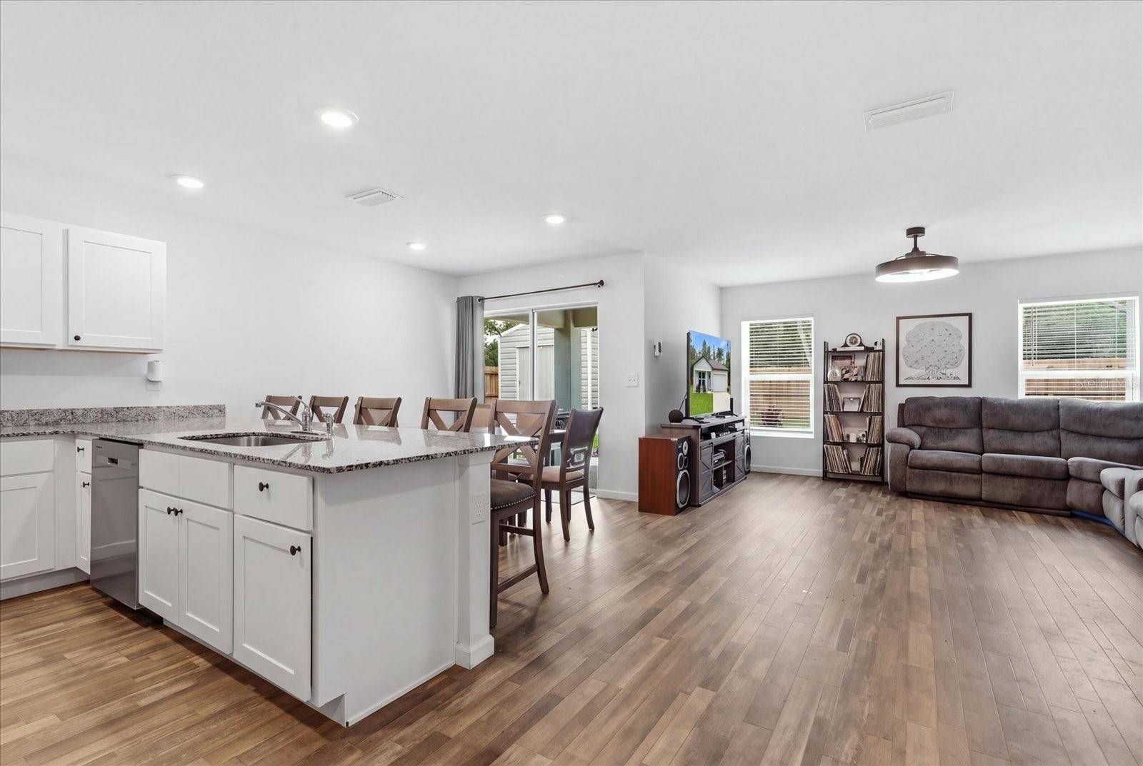 8830 N SPARTAN DR, Citrus Springs, FL 34433