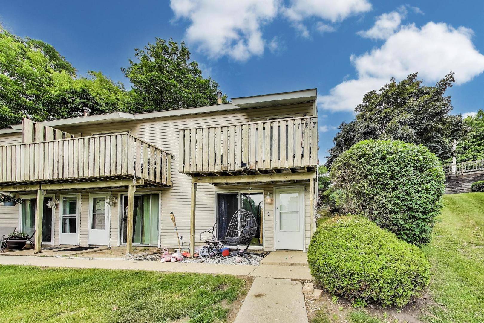 127 Forest AVE #A, Fox Lake, IL 60020