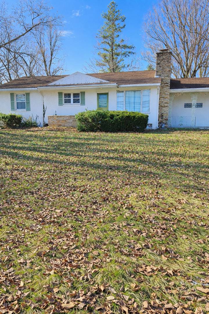 922 S Giant City RD S, Carbondale, IL 62902