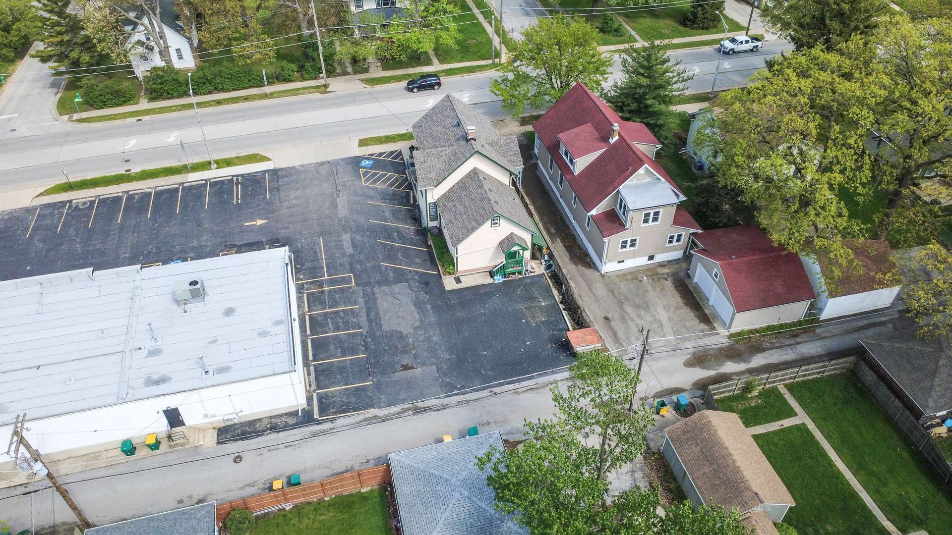 818 State ST, Lemont, IL 60439