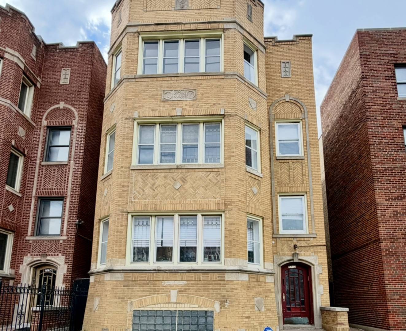 7712 S Jeffery BLVD #3, Chicago, IL 60649