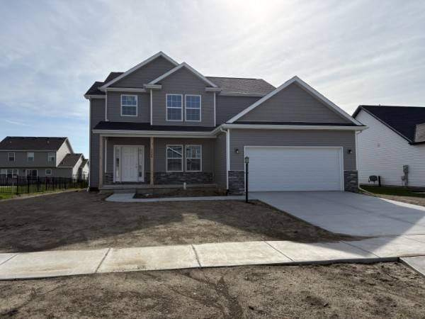 1504 Warwick DR, Savoy, IL 61874