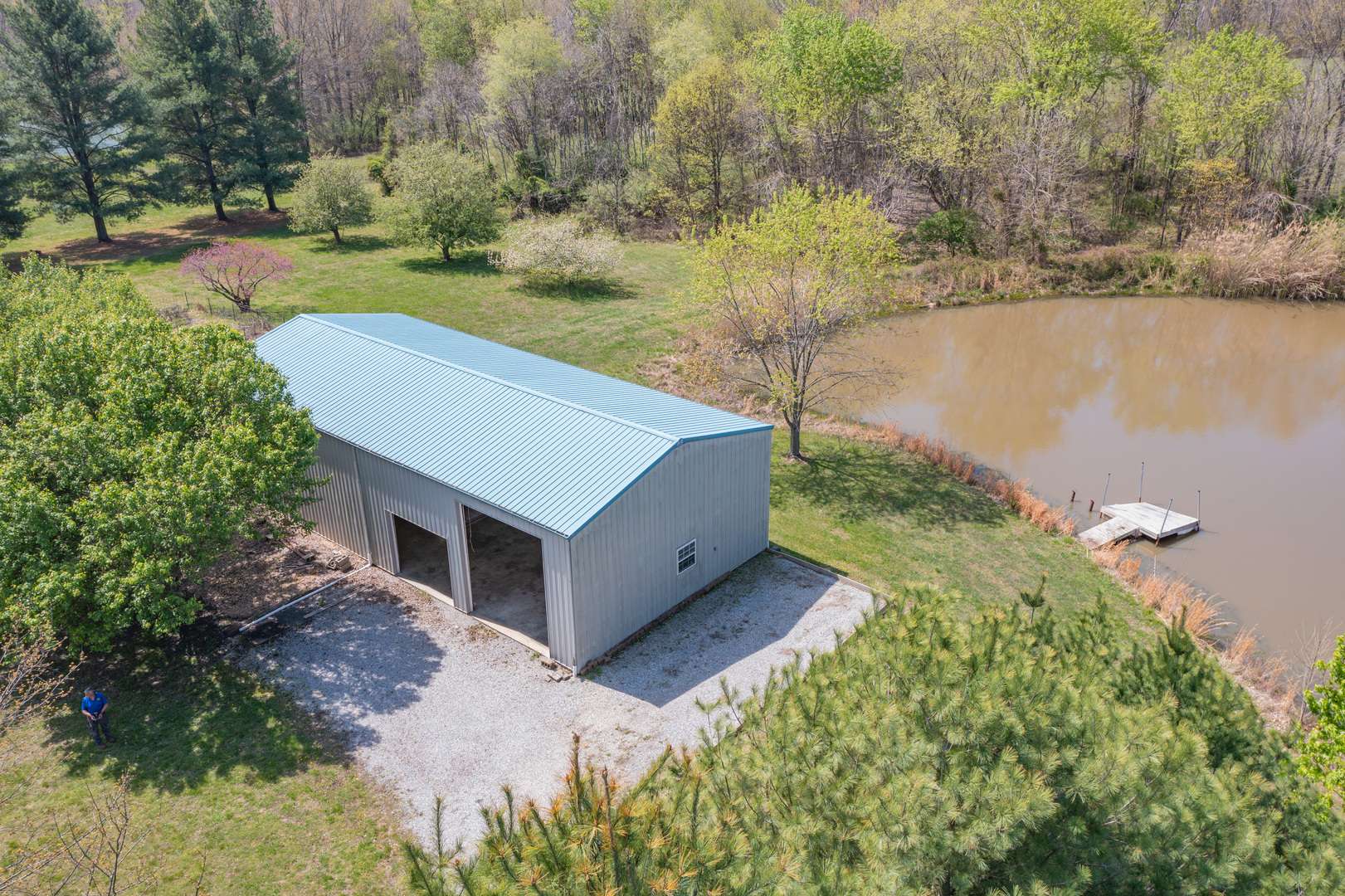 18749 N Tolle LN, Mt Vernon, IL 62864