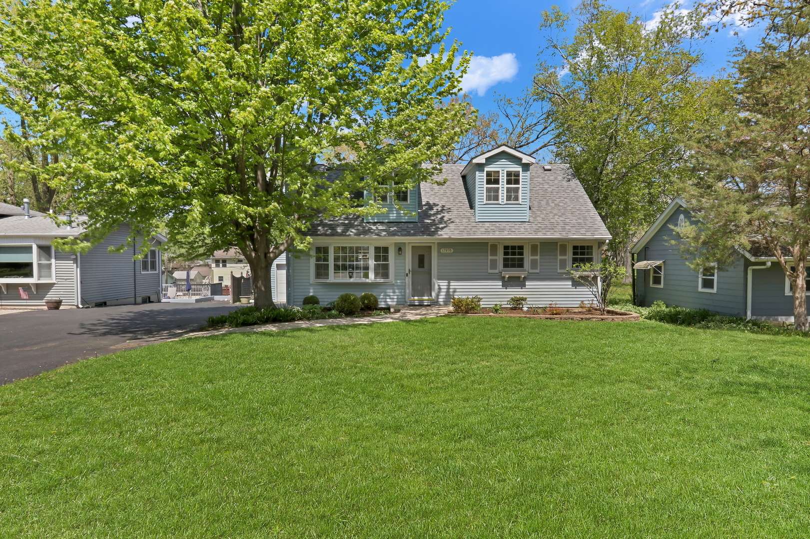 17976 W Big Oaks RD, Grayslake, IL 60030