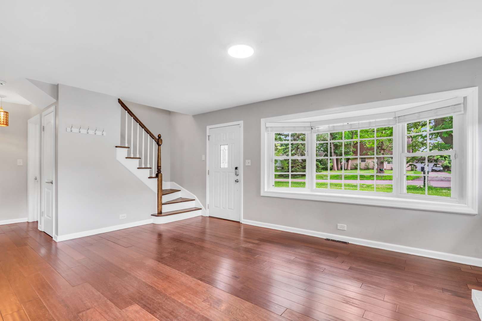17976 W Big Oaks RD, Grayslake, IL 60030