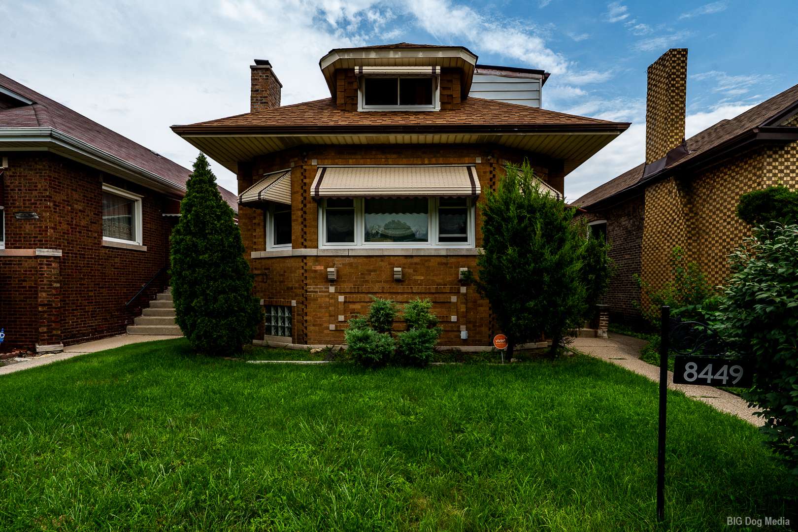 8449 S Dante AVE, Chicago, IL 60619
