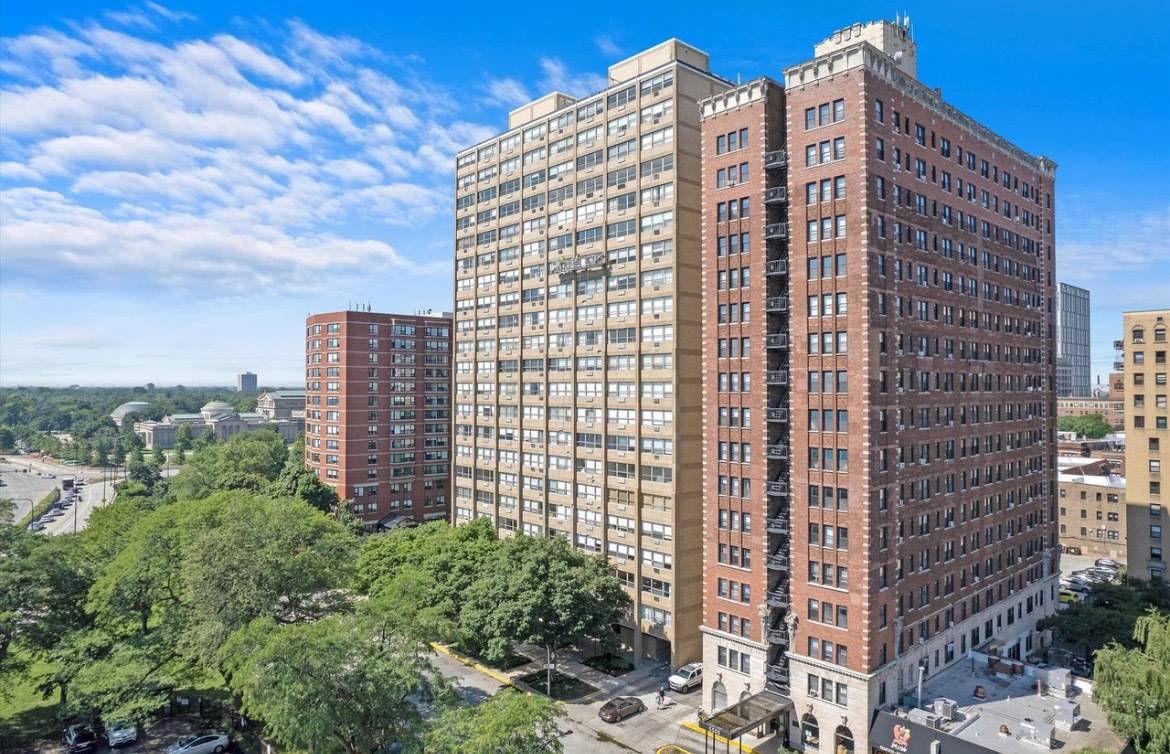 5530 S Shore DR #5B, Chicago, IL 60637