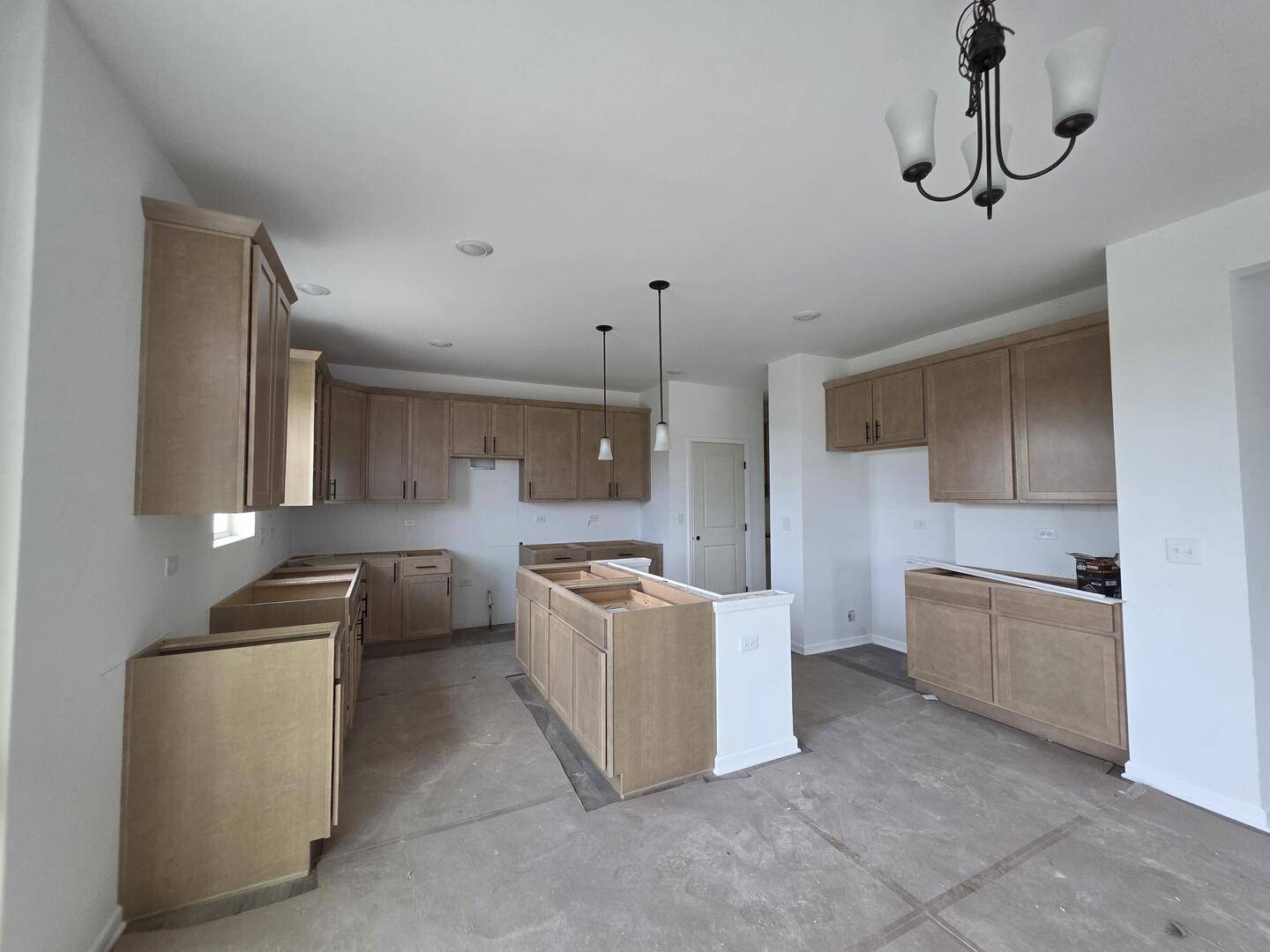 10875 Saxony ST, Huntley, IL 60142