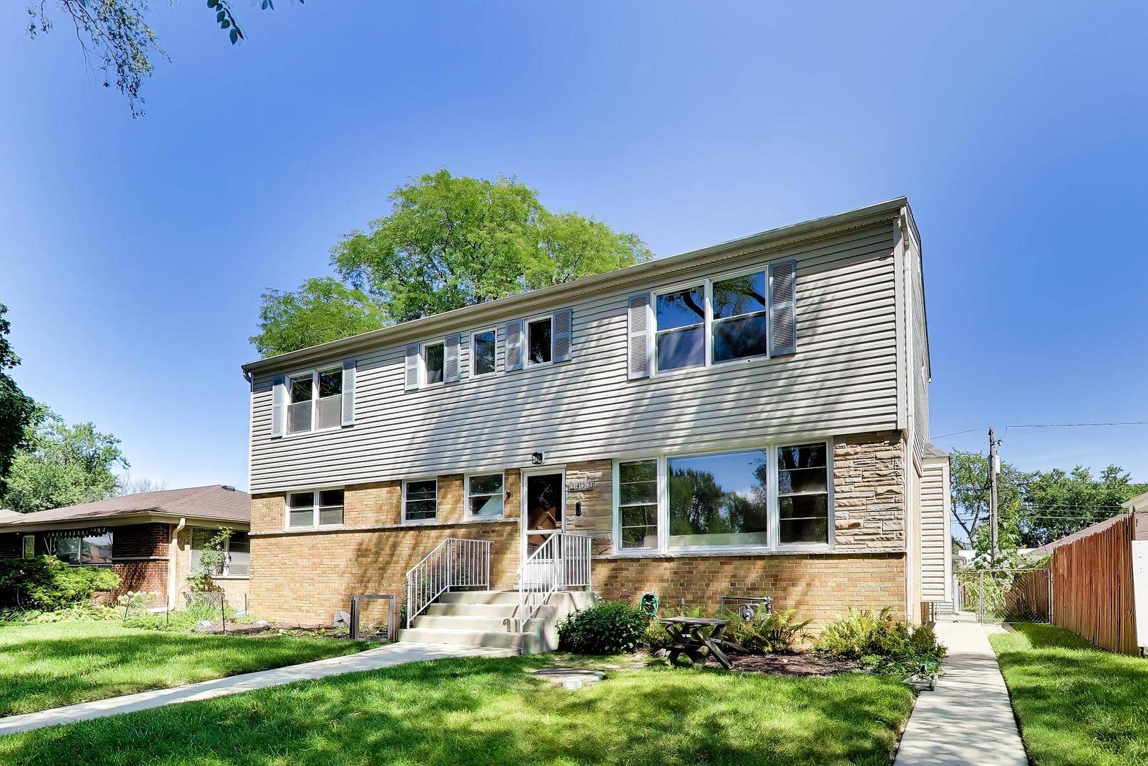 9433 Kildare AVE, Skokie, IL 60076