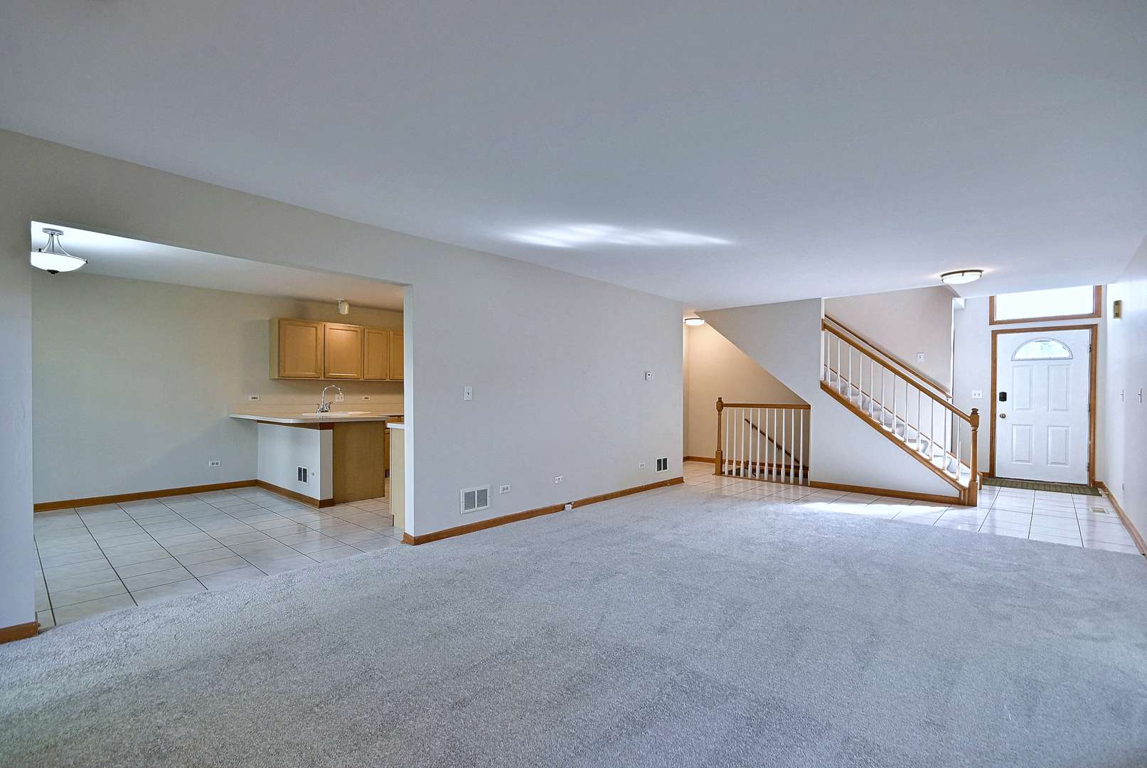 148 Schiller SQ, Itasca, IL 60143