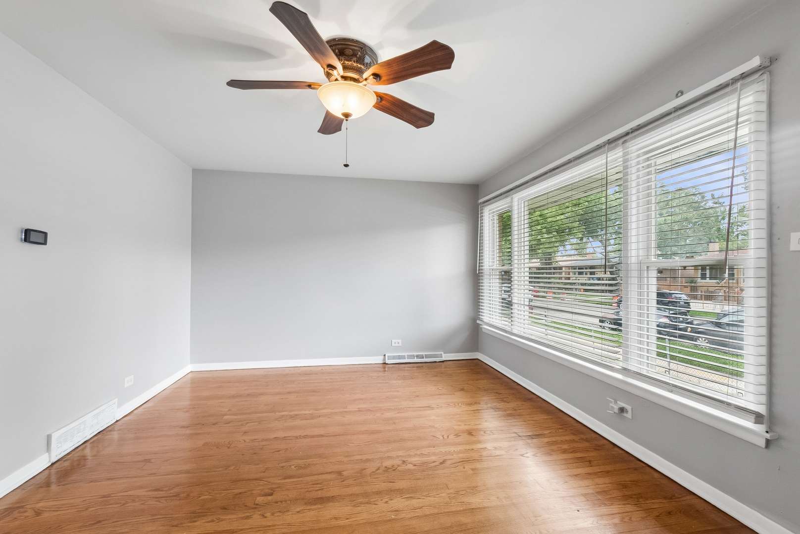 6534 S Bell AVE, Chicago, IL 60636