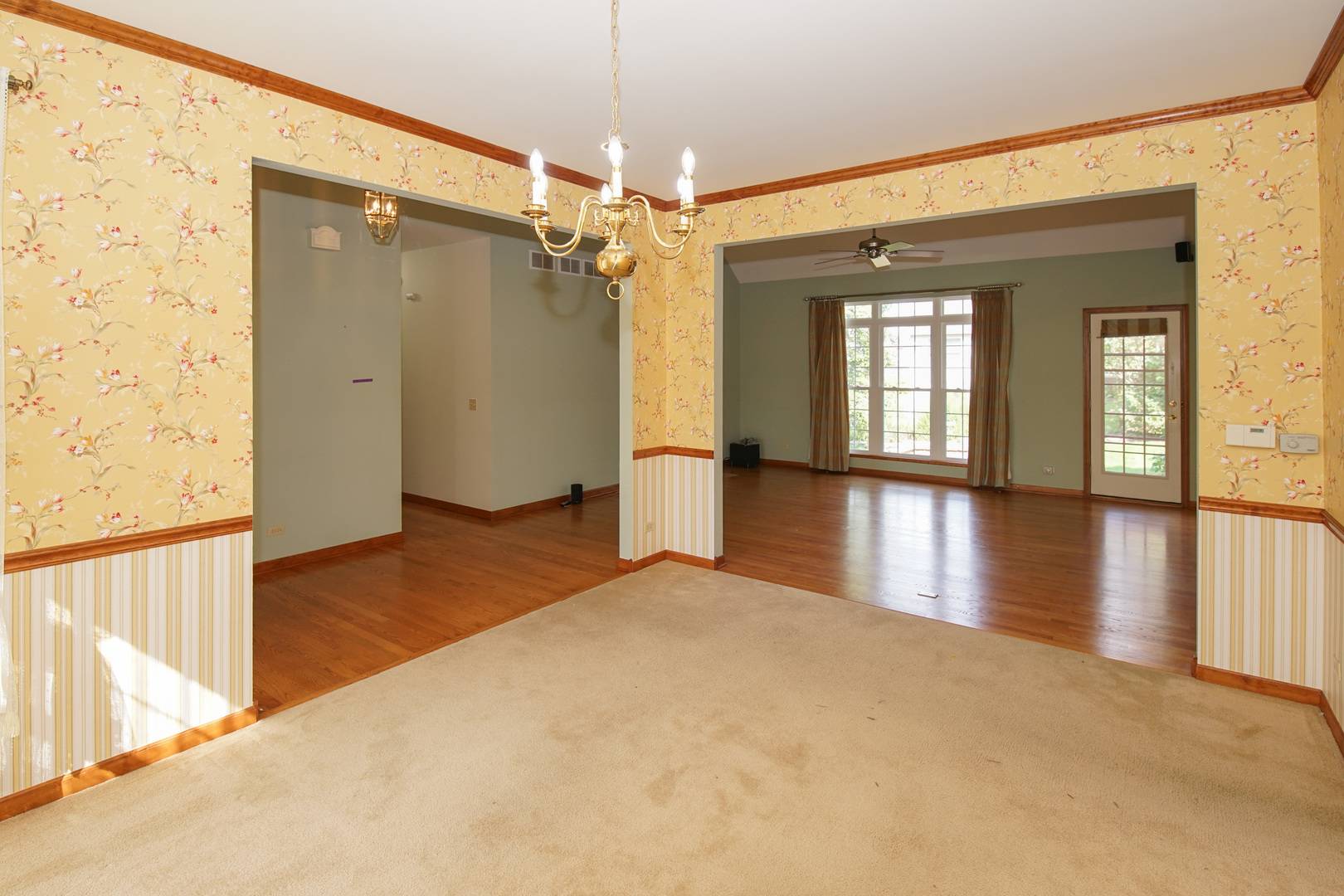 1364 Sycamore LN, Montgomery, IL 60538