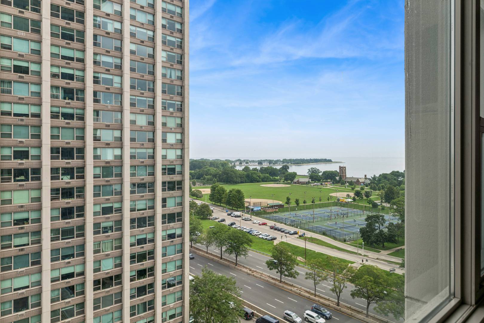 3600 N Lake Shore DR #1308, Chicago, IL 60613