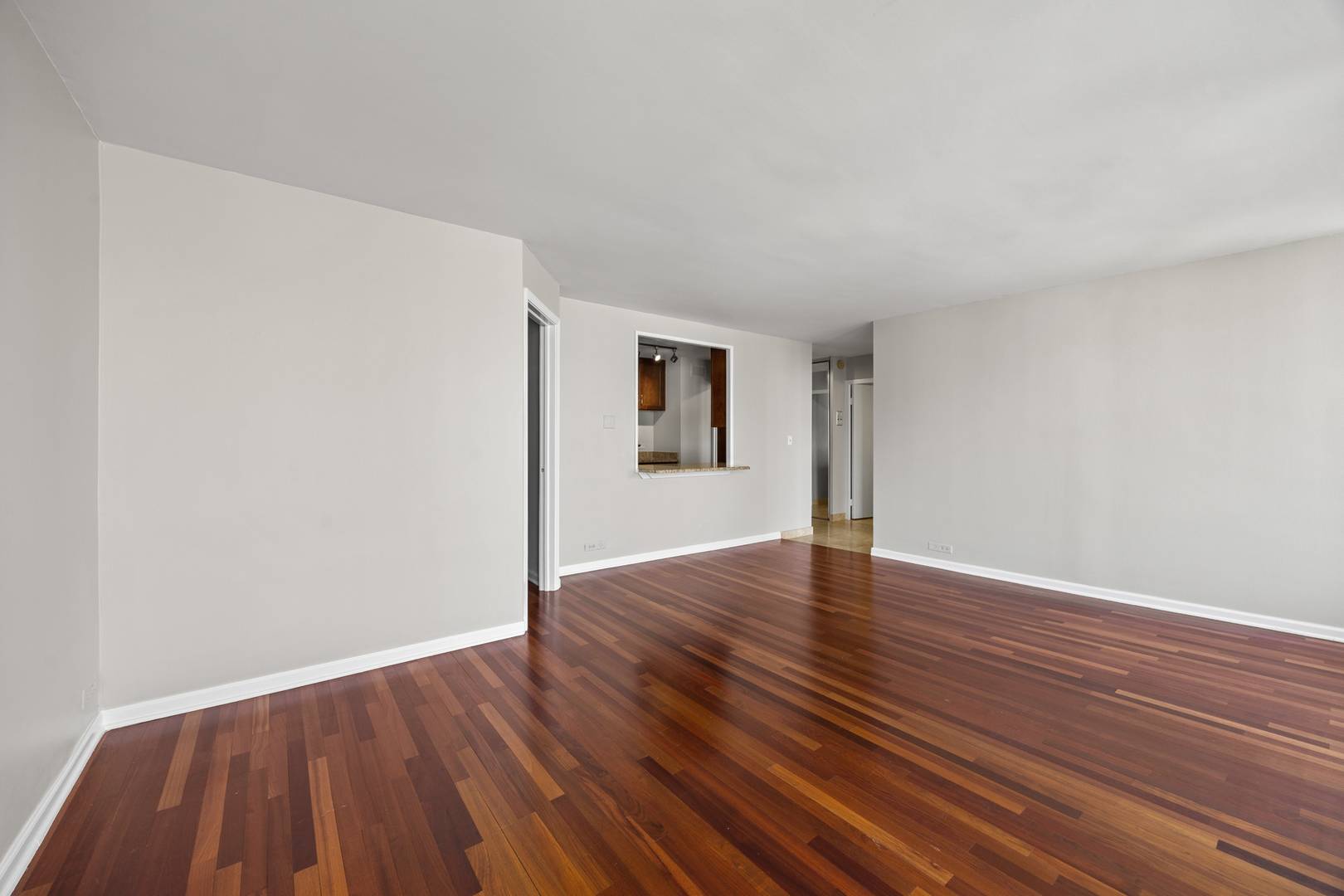 Address not disclosed, Chicago, IL 60610