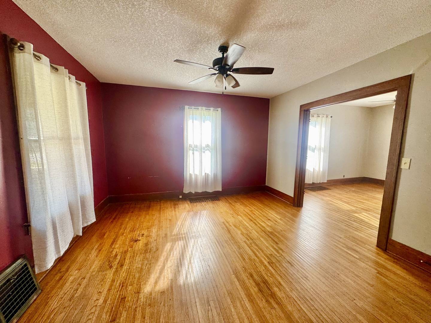 608 W Main ST, Aledo, IL 61231
