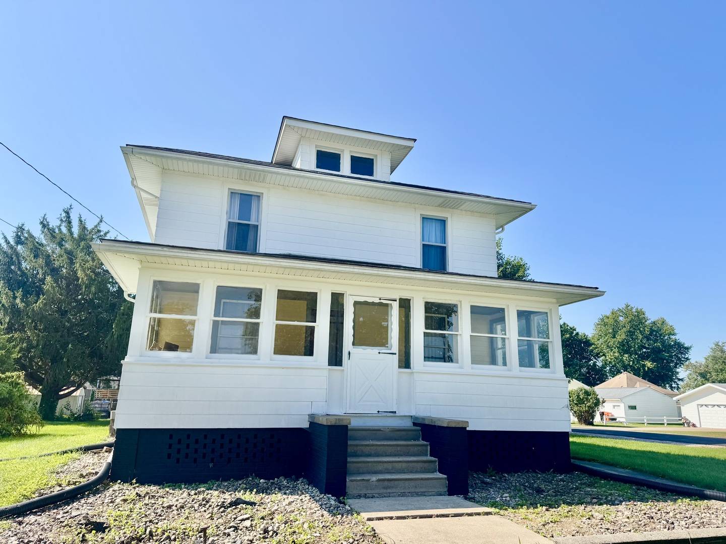 608 W Main ST, Aledo, IL 61231