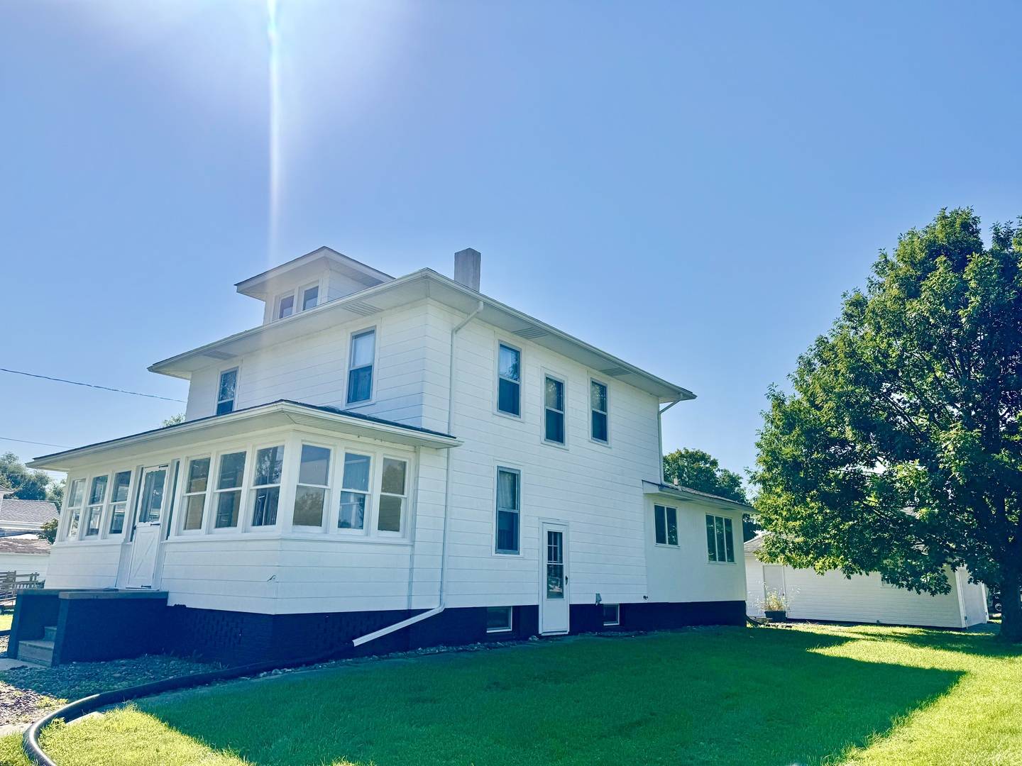 608 W Main ST, Aledo, IL 61231