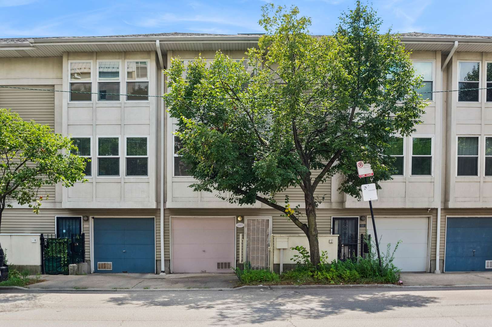 1007 E 61st ST, Chicago, IL 60637