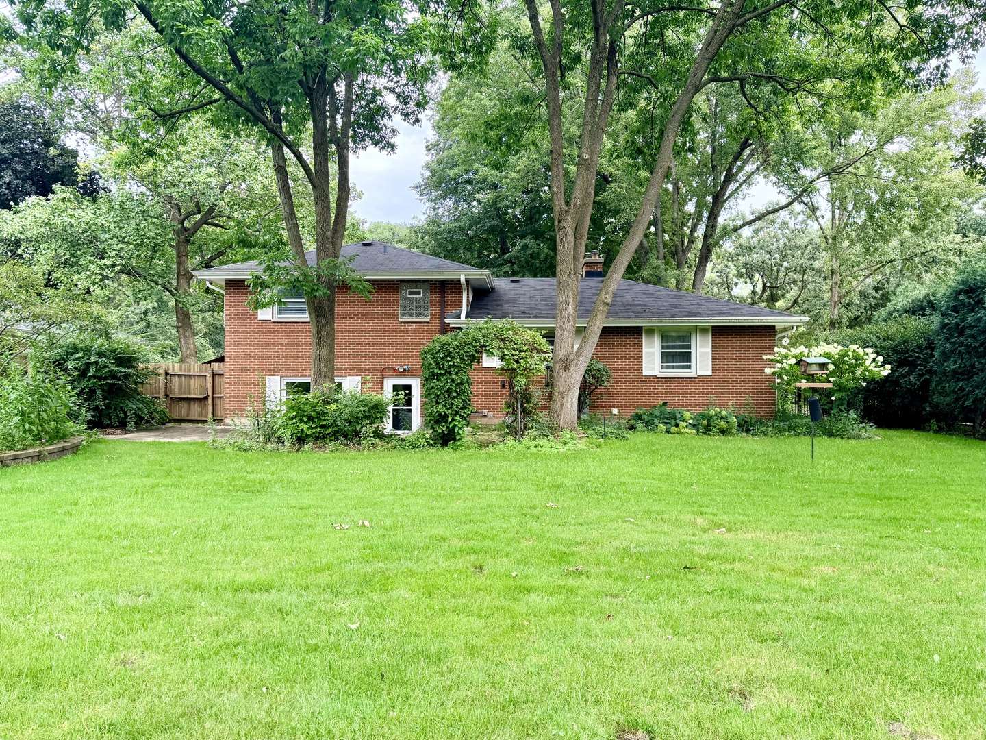 926 Valley RD, Lake Forest, IL 60045