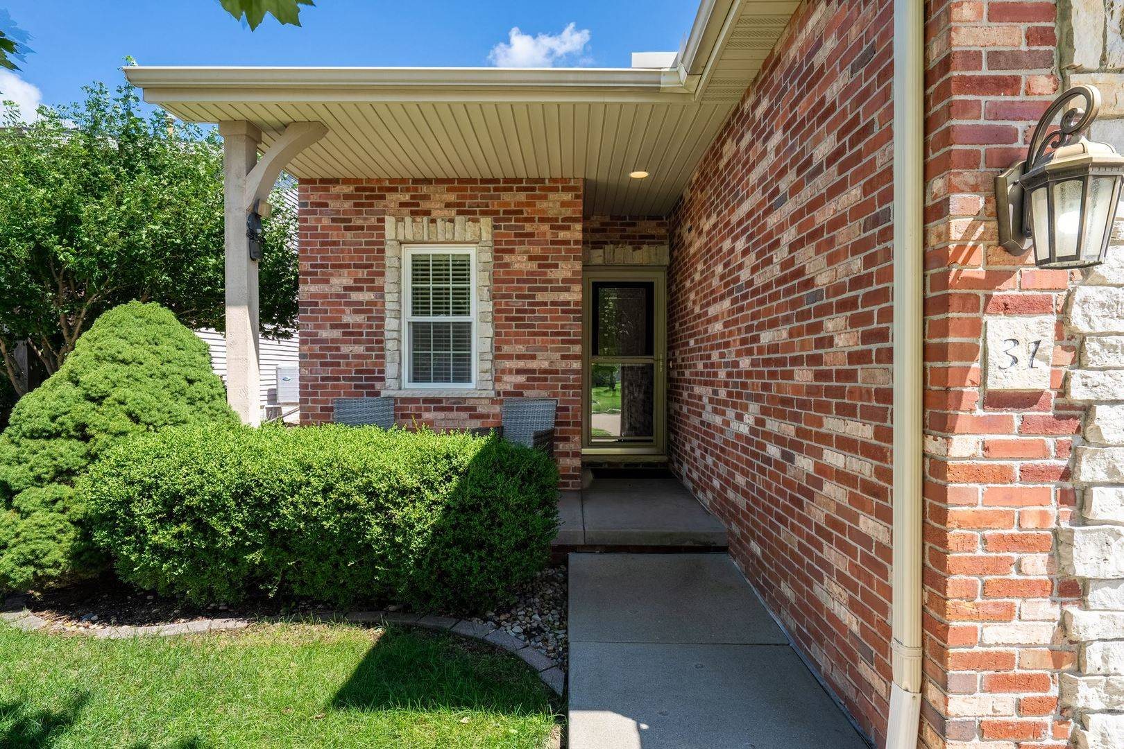 31 Yukon CIR, Bloomington, IL 61705