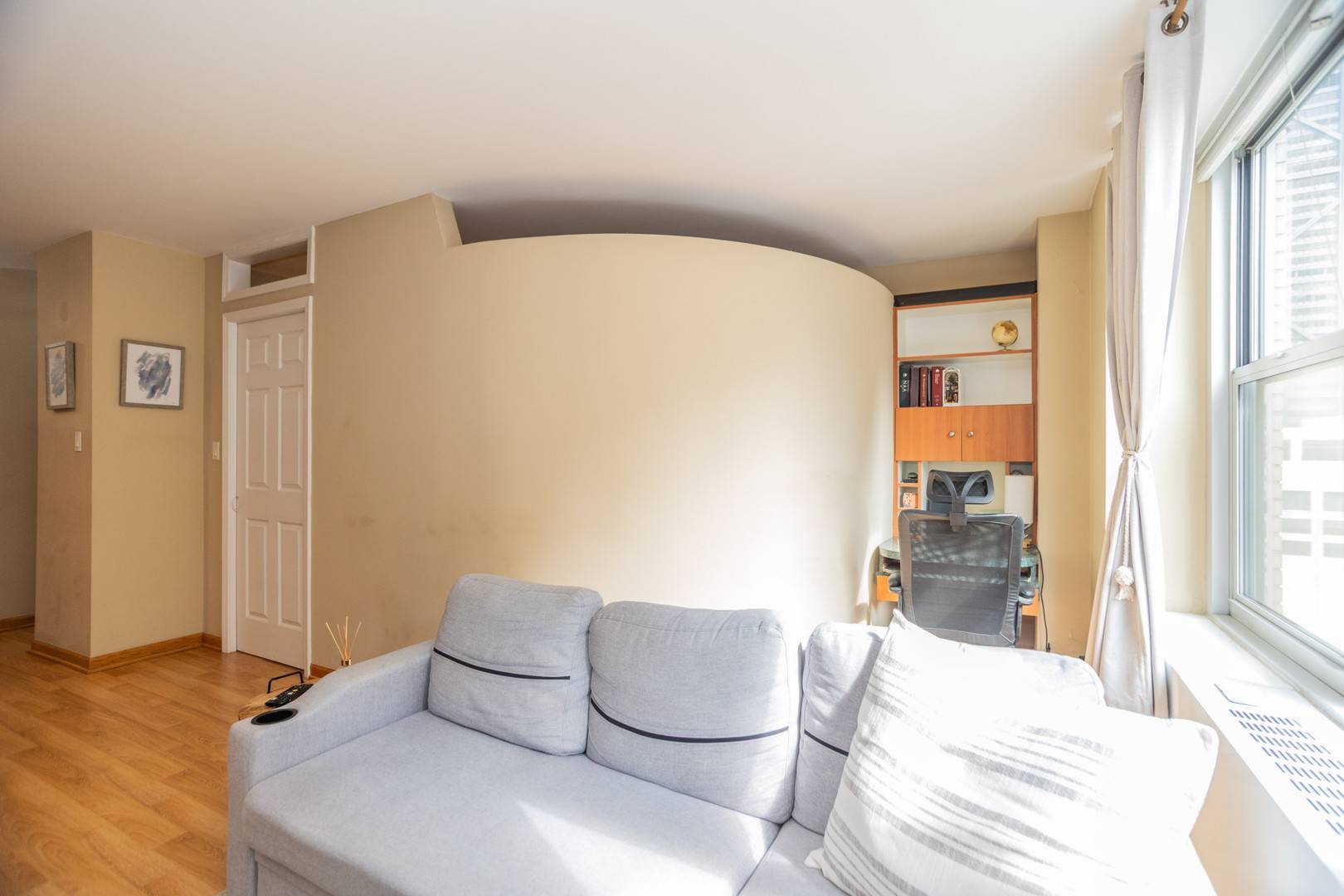 777 N Michigan AVE #2106, Chicago, IL 60611