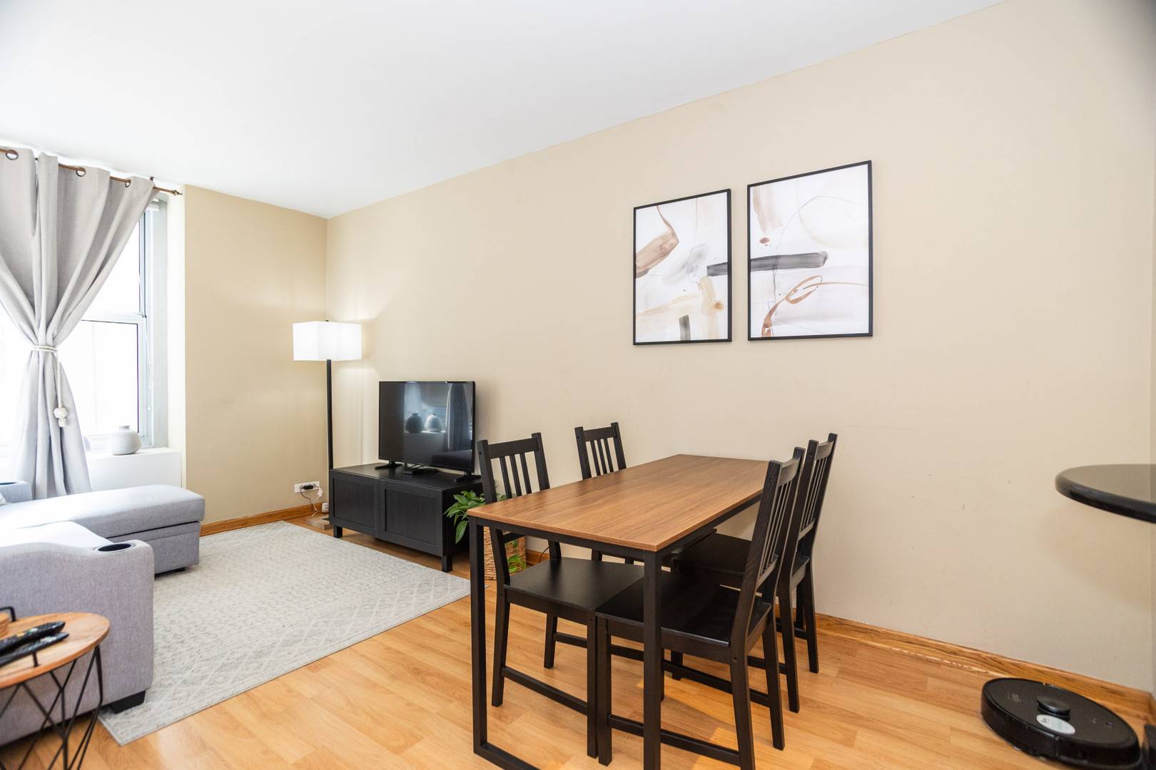 777 N Michigan AVE #2106, Chicago, IL 60611