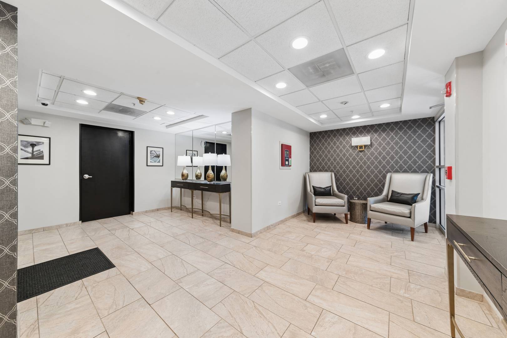 455 W Front ST #501, Wheaton, IL 60187