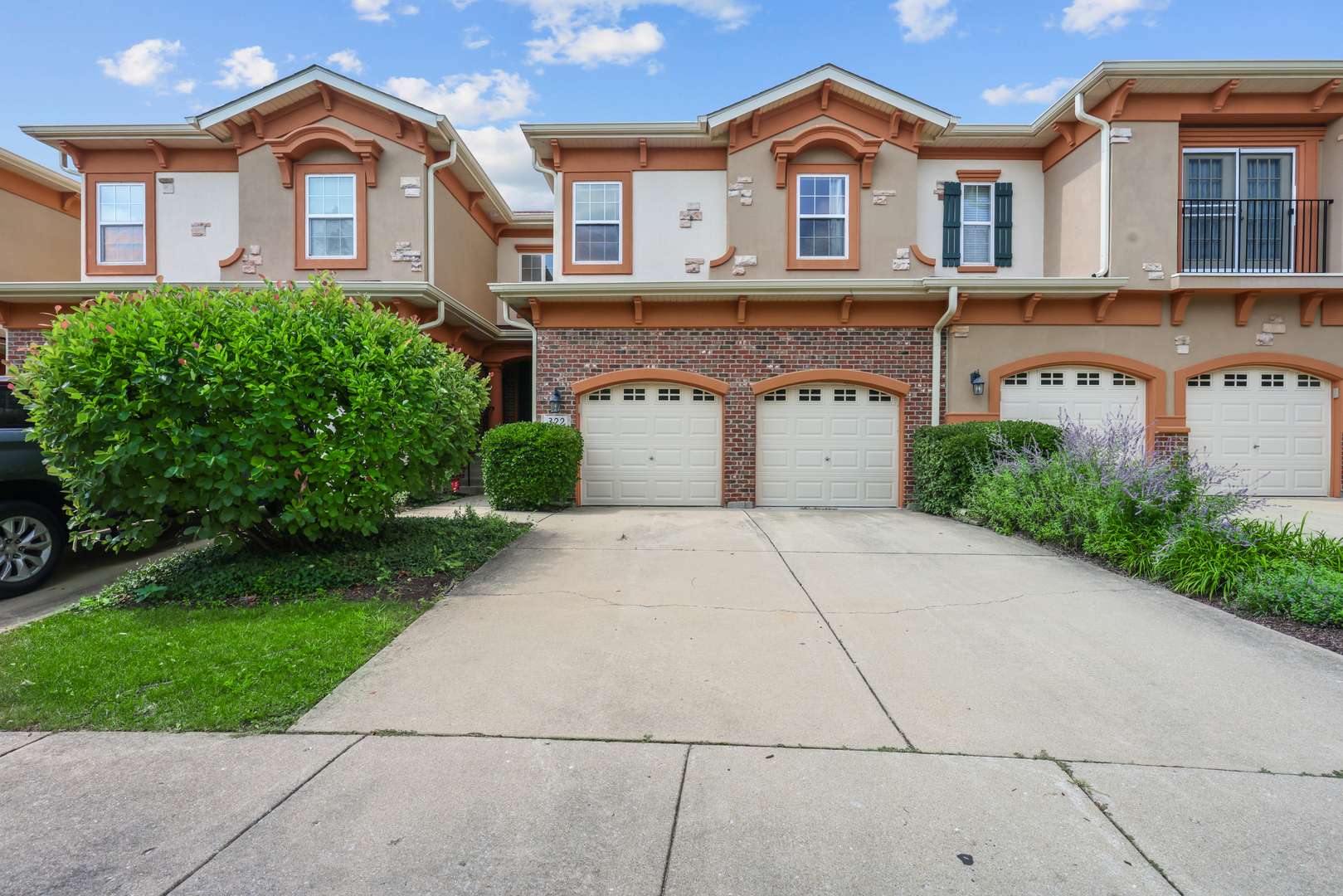 322 Montabello, Bloomingdale, IL 60108
