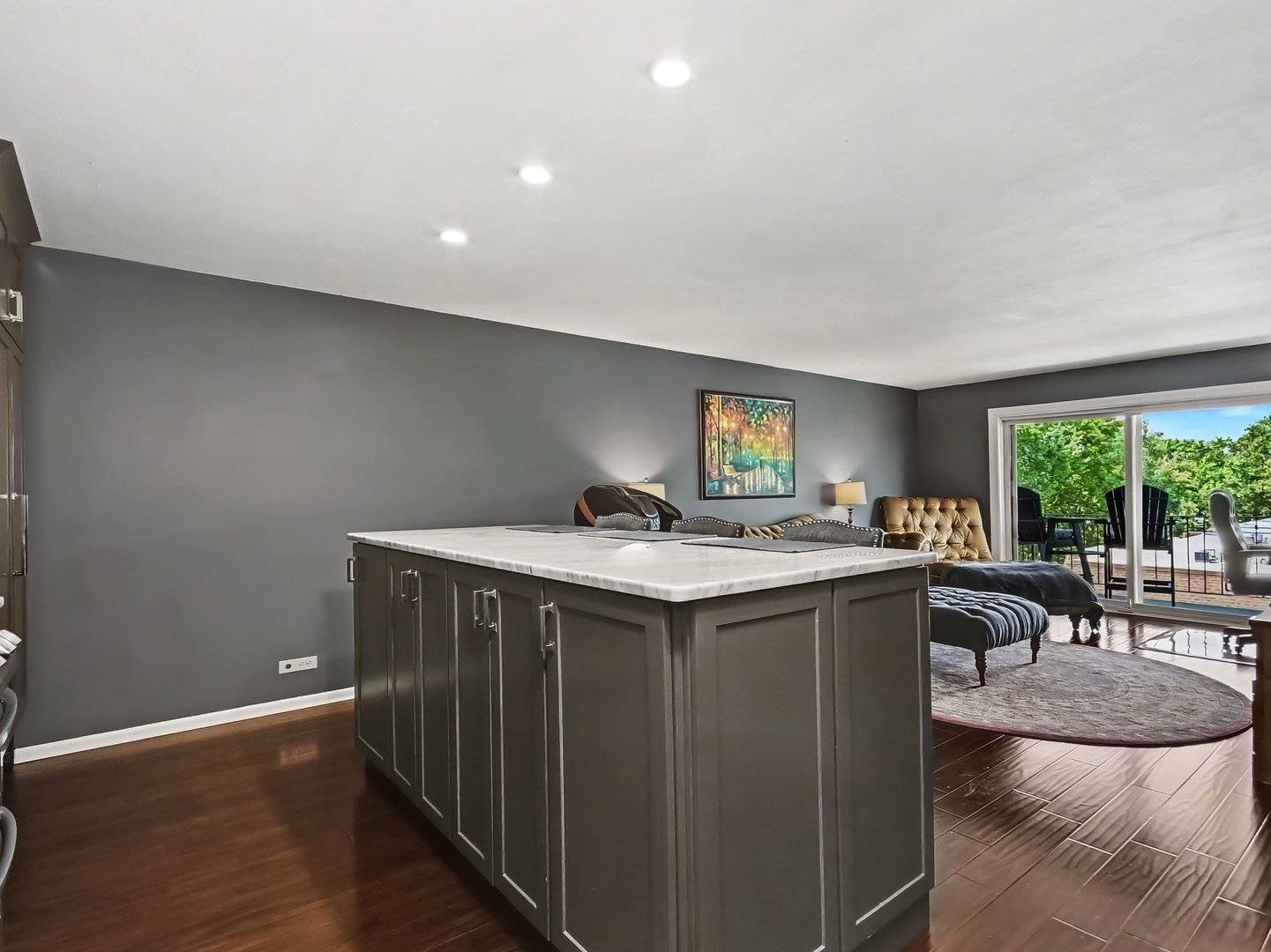 9840 S Pulaski RD #314, Oak Lawn, IL 60453