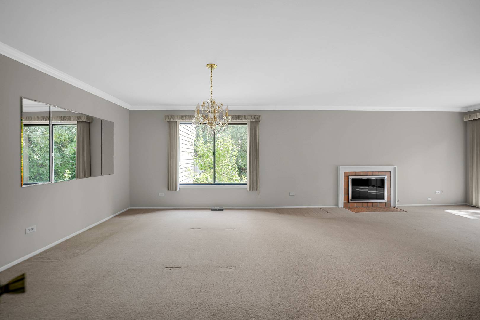 7 Brook LN, Palos Park, IL 60464