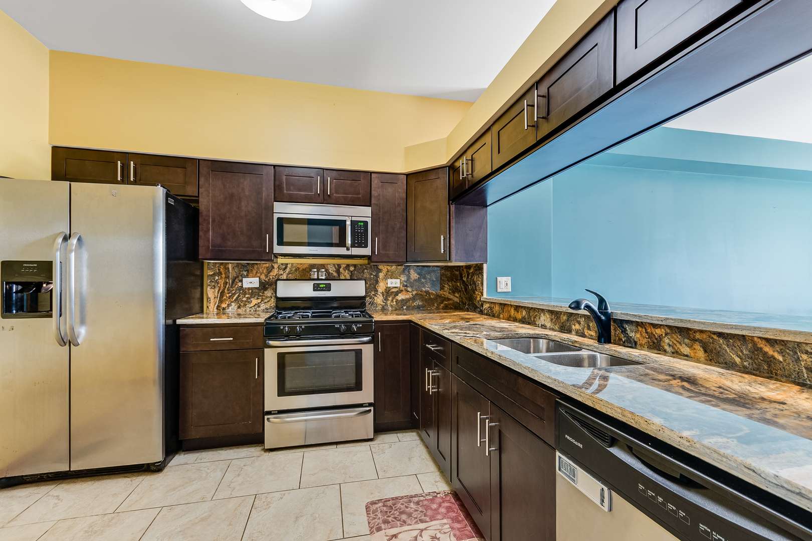 2626 Carrolwood RD, Naperville, IL 60540