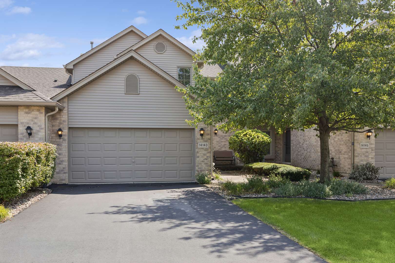 14143 Norwich LN, Orland Park, IL 60467