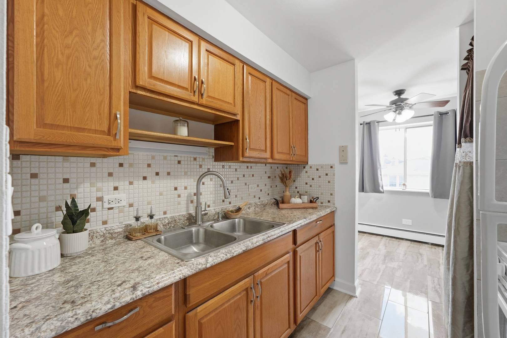 7650 W Altgeld ST #305, Elmwood Park, IL 60707