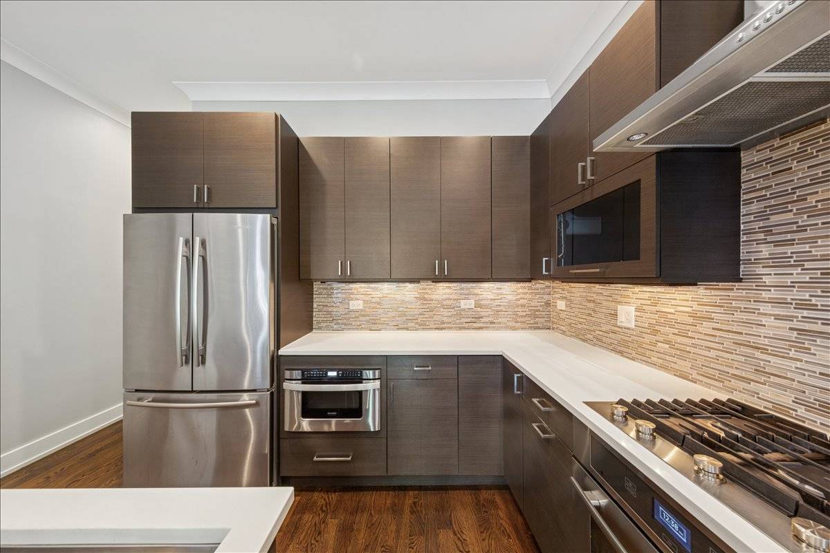 3541 N Sheffield AVE #2, Chicago, IL 60657