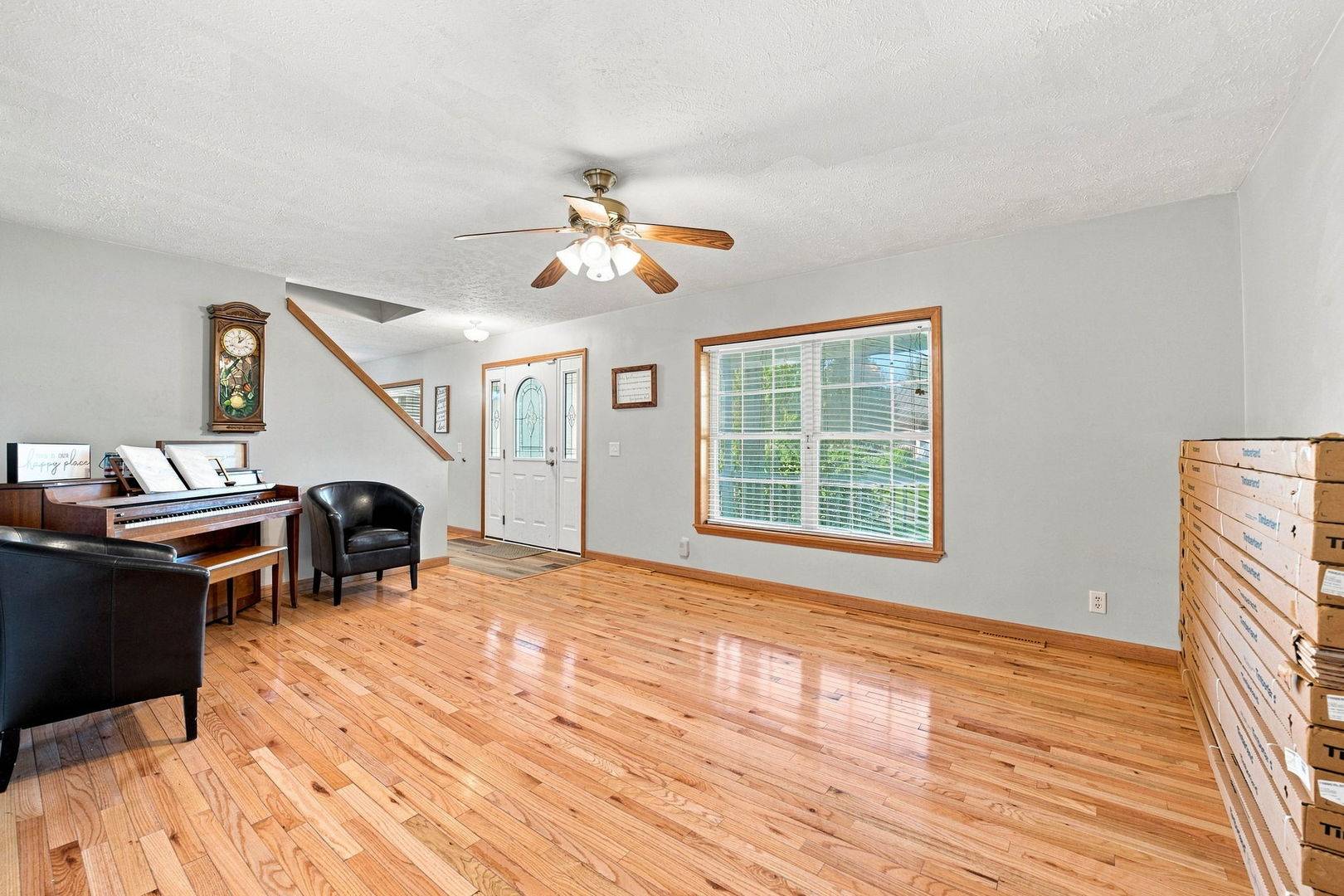 415 E Hamilton ST, Odell, IL 60460