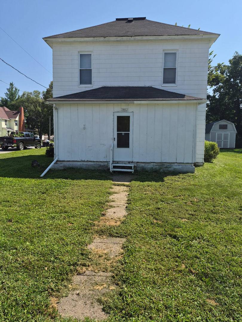 1802 13th ST, Viola, IL 61486