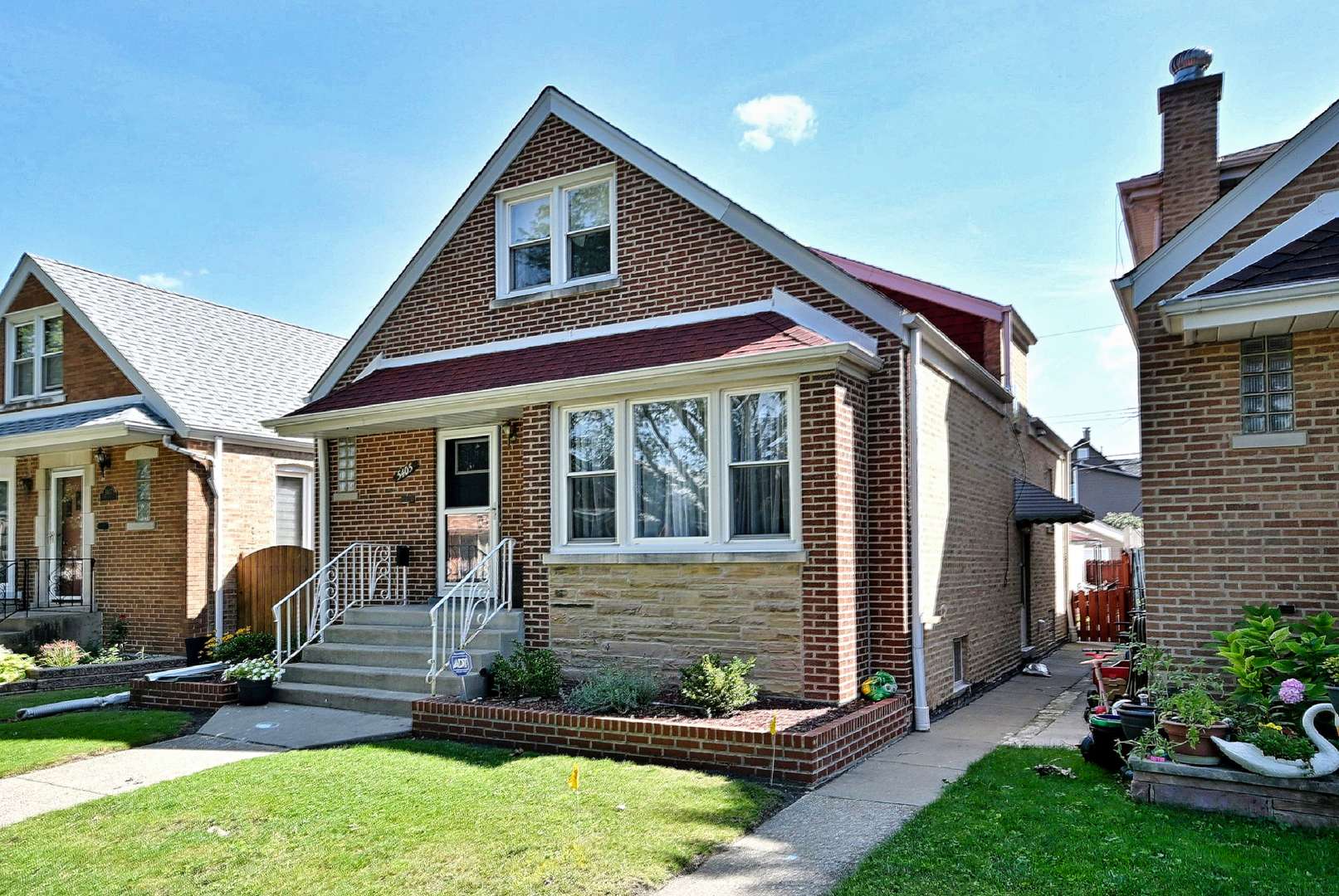 5405 N MULLIGAN AVE, Chicago, IL 60630