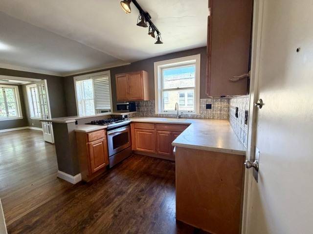 1216 Central ST #3W, Evanston, IL 60201