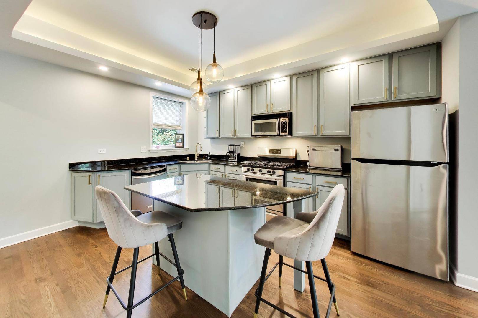 6224 N Wayne AVE #3, Chicago, IL 60660
