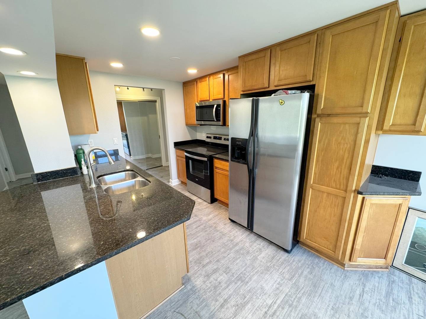 1 Renaissance PL #617, Palatine, IL 60067