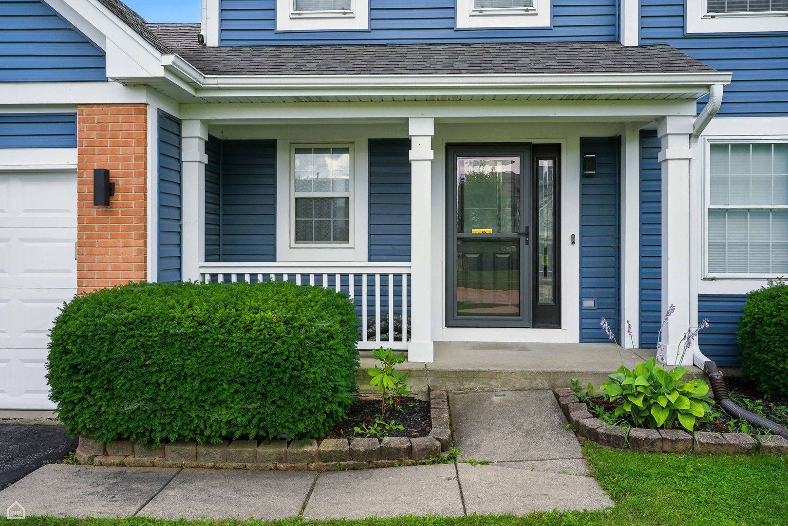 10167 Bennington DR, Huntley, IL 60142