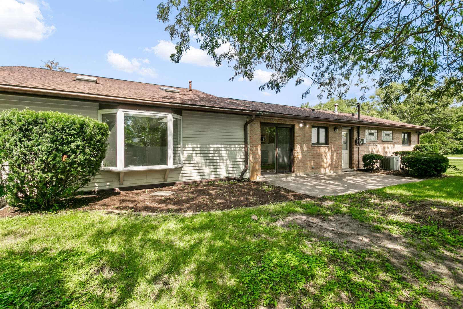 16400 Sherwood DR, Orland Park, IL 60462