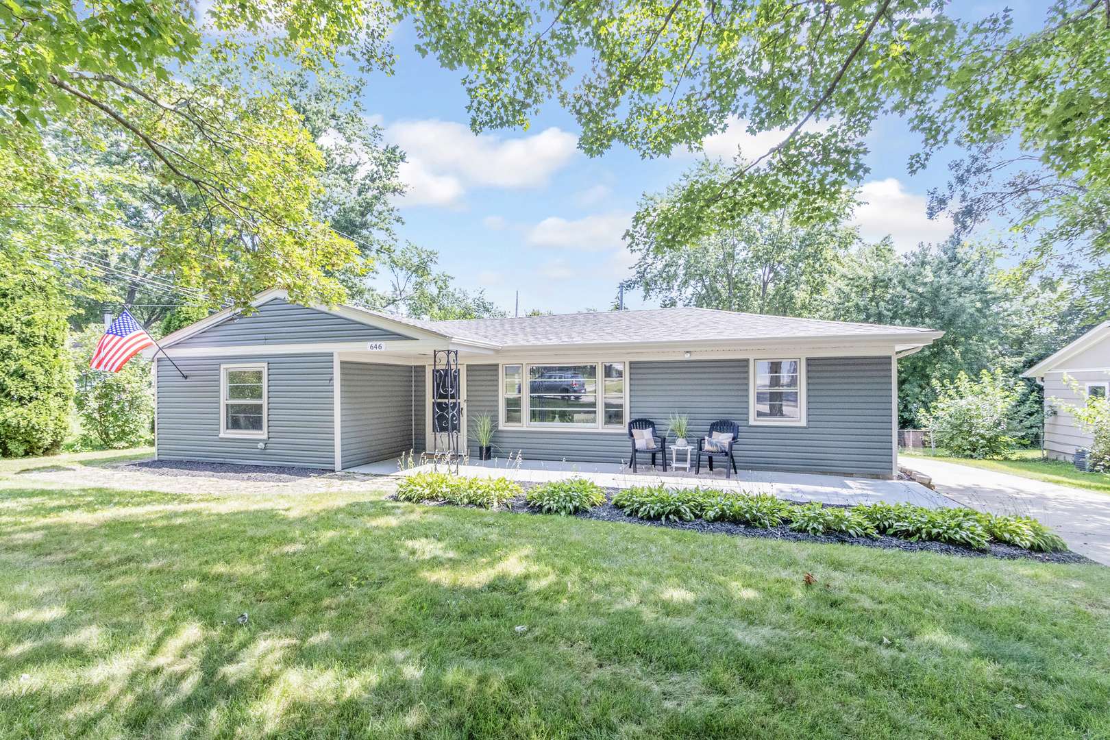646 Mount Vernon PL, Batavia, IL 60510